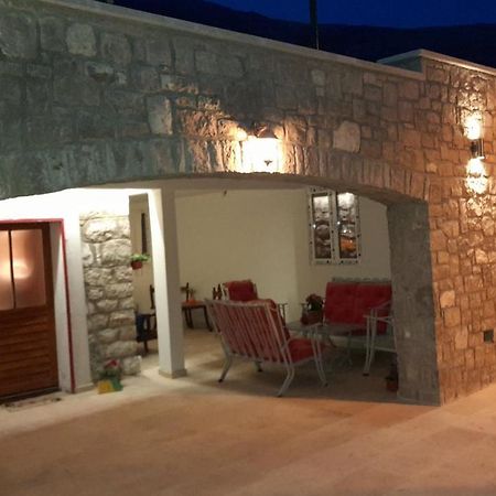 Stone House In Buljarica Villa Petrovac ภายนอก รูปภาพ