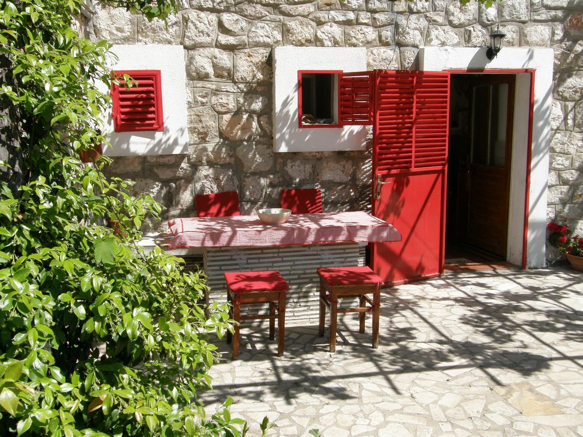 Stone House In Buljarica Villa Petrovac ภายนอก รูปภาพ